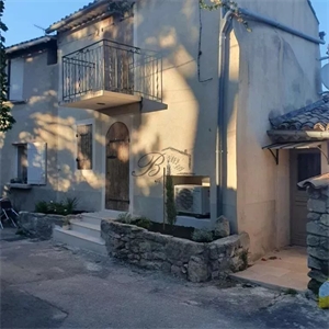 t2 à la location -   84160  CUCURON, surface 26 m2 location t2 - UBI479496923